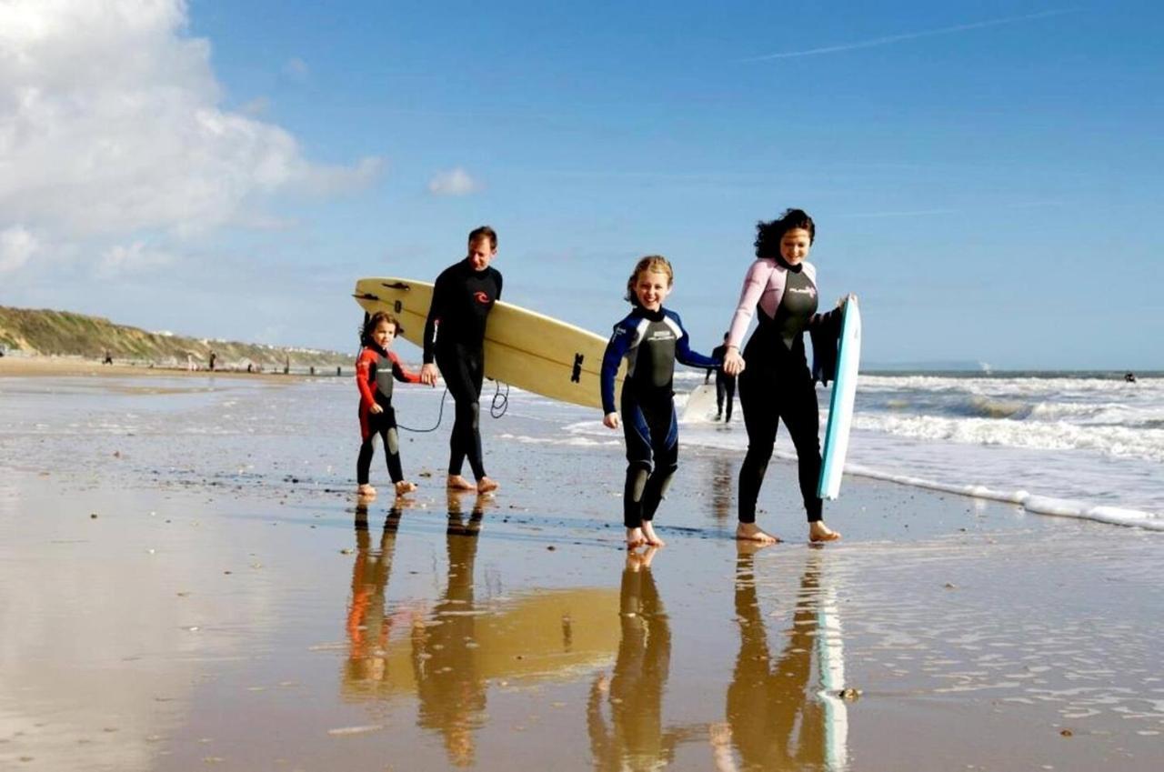 Flat-B, 4 Adults, 20 Mins To Beach, Netflix, Wifi, Sleeps 4 Adults Bournemouth Exterior foto